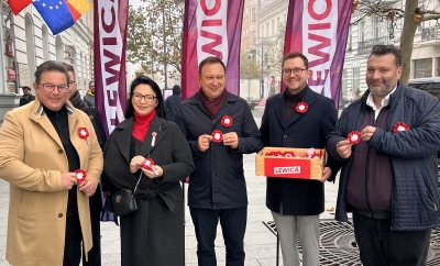 Polska Niepodległa! Biało-czerwone kotyliony dla łodzian