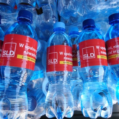 Upały 2018 - z pomocą przyszli działacze SLD